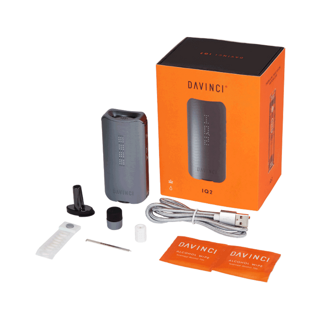 DaVinci IQ2 portable vaporizer for dry herb and concentrate with complete accessories in VIVANT online vaporizer shop